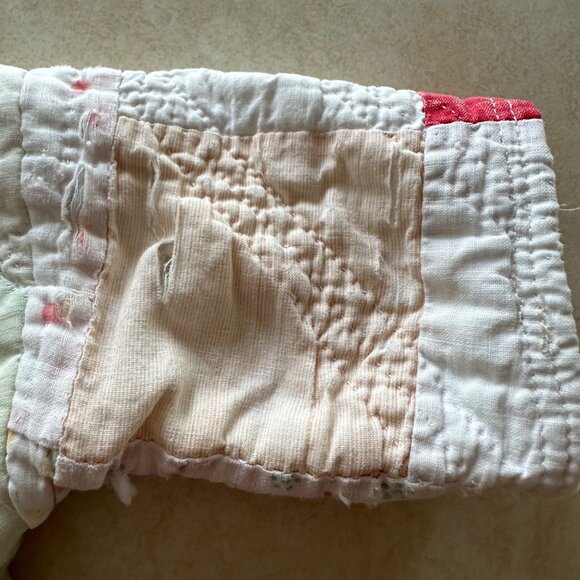 Handmade Baby Hooded Jacket Made from Vintage Quilts 0-3 month Dylan White Green - Picture 7 of 10